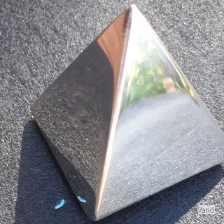 'Radiance' Silver Pyramid side view